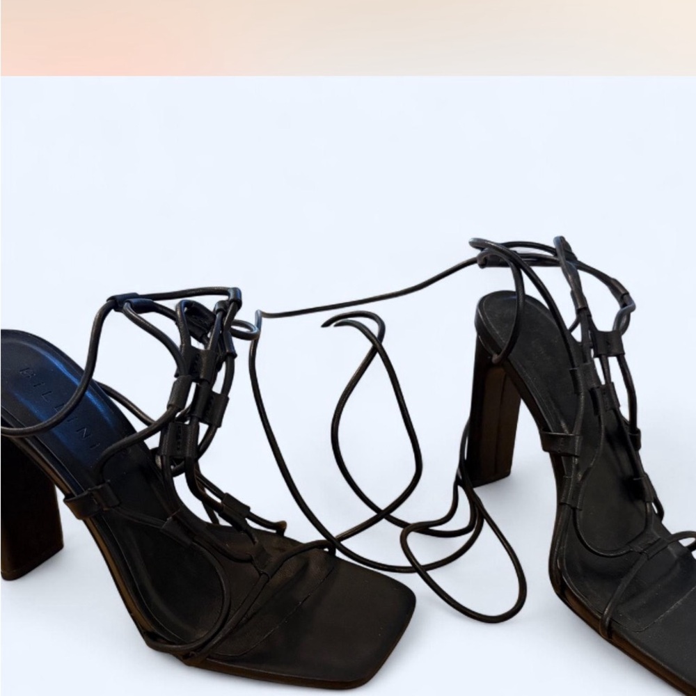 Billini Black Strappy Ellya High Heels. Size 7.